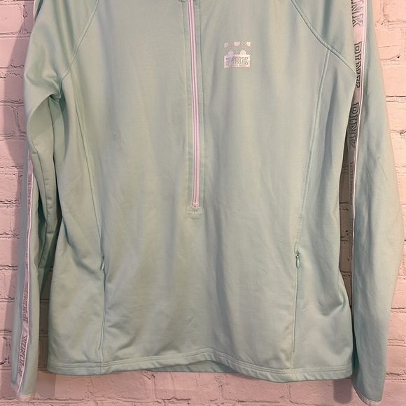 Victoria’s Secret Pink Ultimate 2/3 zip jacket! - Picture 3 of 8